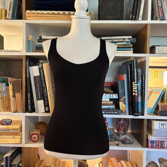 escada top - Picture 1 of 5